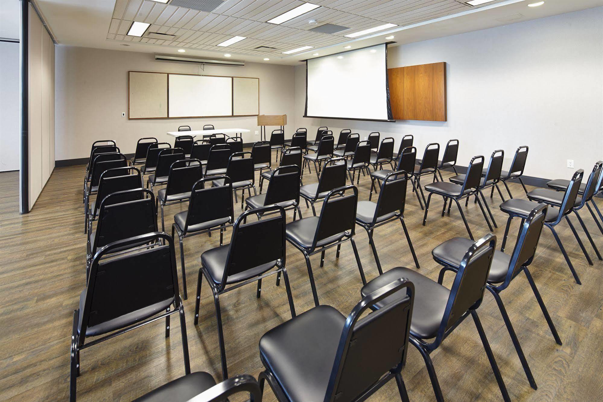 Residence & Conference Centre - Hamilton Luaran gambar